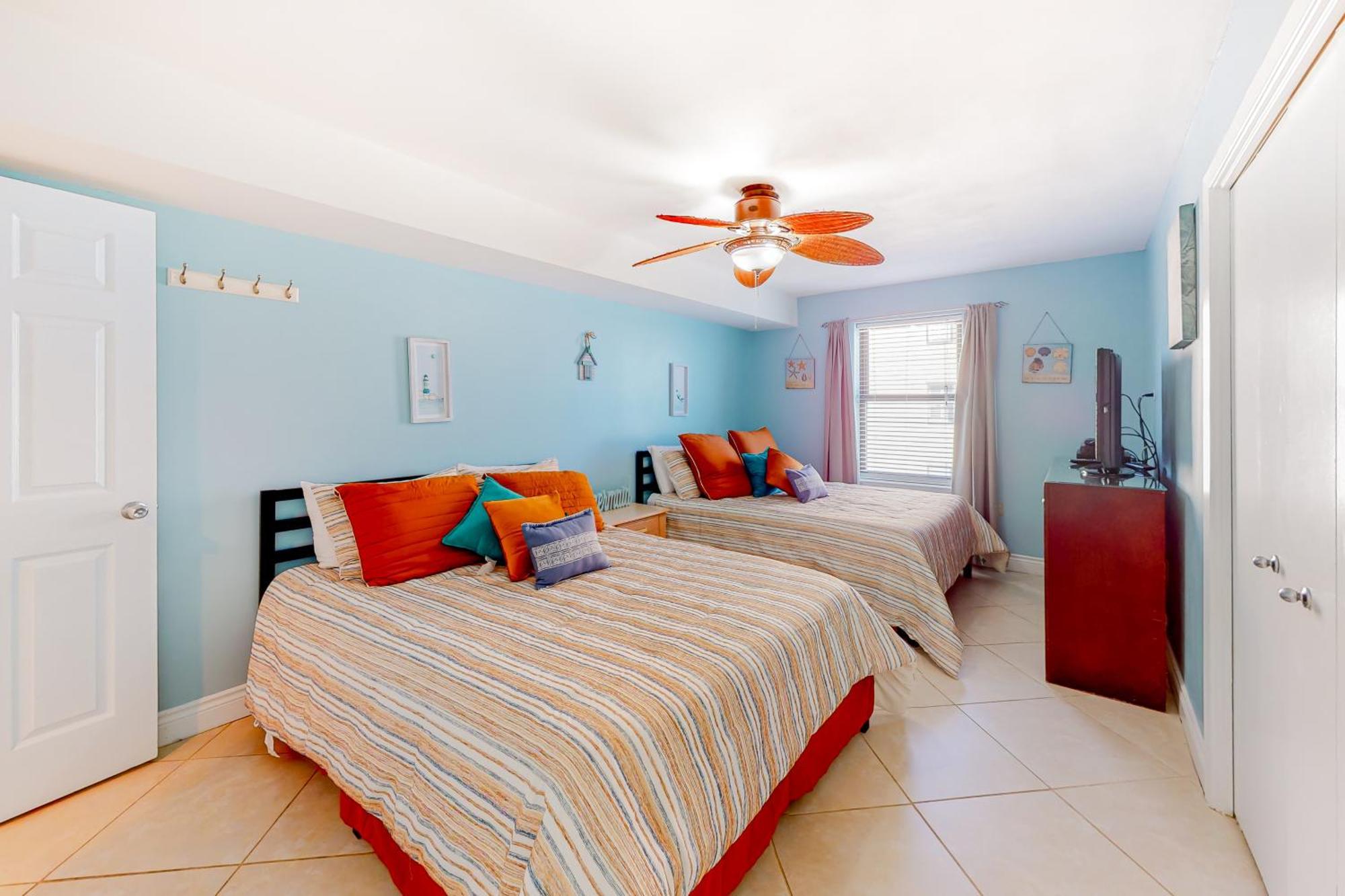 Phoenix Vacation Rentals Orange Beach Ruang foto
